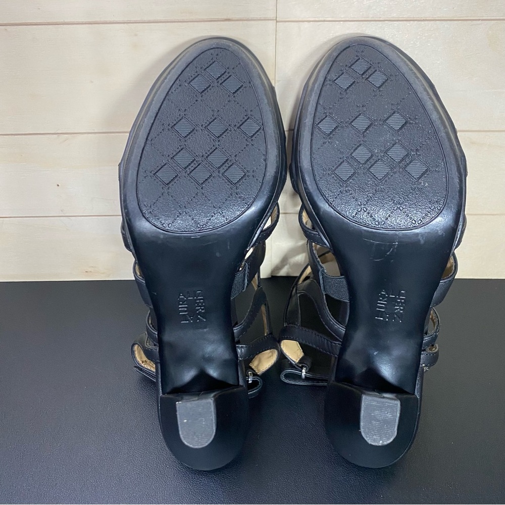 Naturalizer Dakota Black Heels Women's Size 10 Shoes M Faux Leather Pumps - Picture 8 of 10